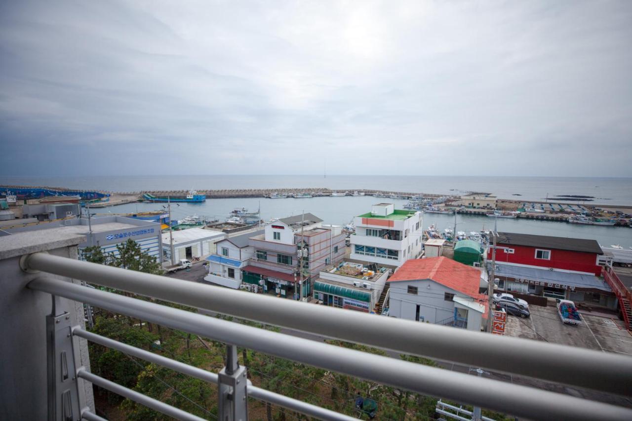 Jeju Moseulpo Hotel Seogwipo Zewnętrze zdjęcie